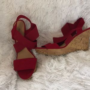 American eagle wedge sandles